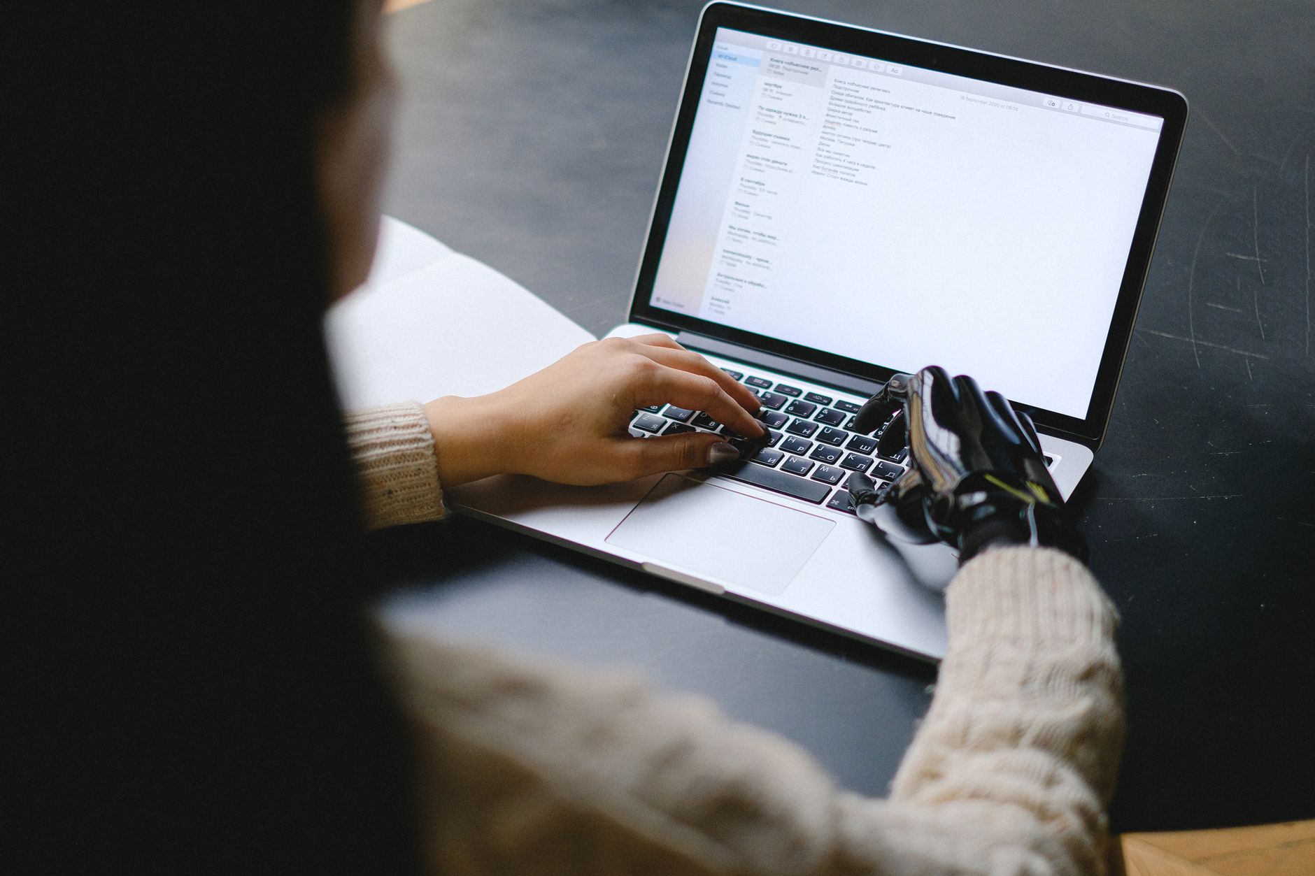 Build an AI Sales Assistant With ChatGPT and HubSpot