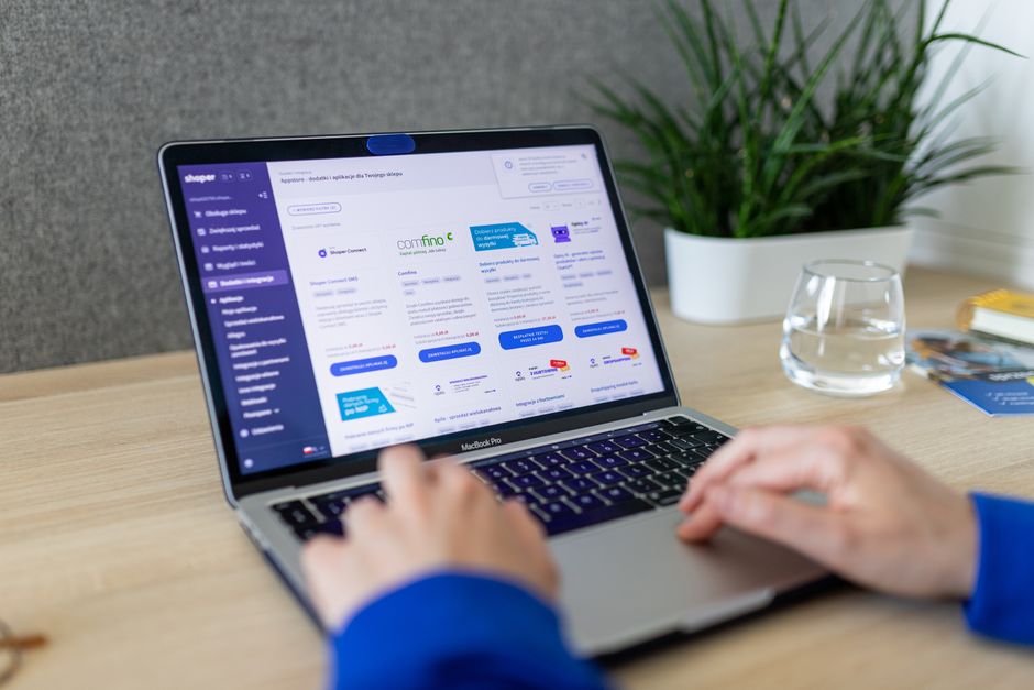 Reduce Manual Order Updates with Shopify, QuickBooks & Zapier