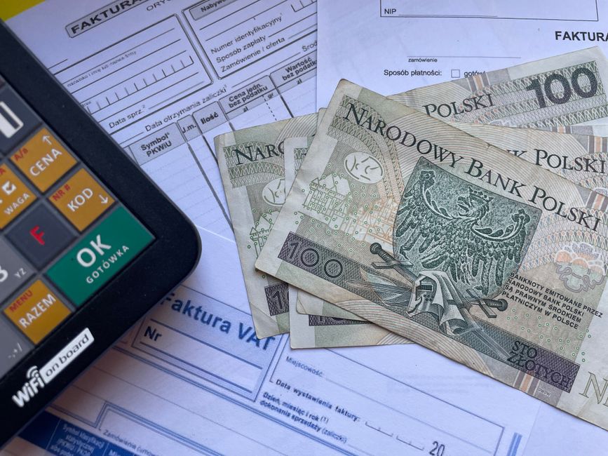 Automate Vendor Invoice Approvals With Zapier in 2026
