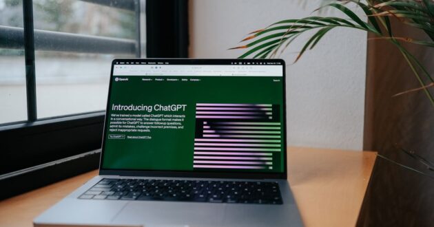 AI Workflows for Small Business: ChatGPT, Zapier or Custom?