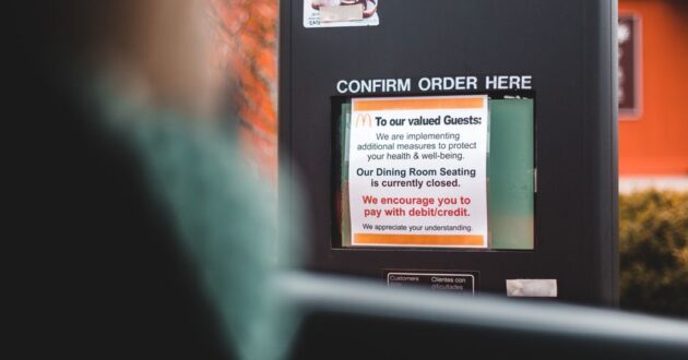 Build a Customer Renewal Reminder System with HubSpot
